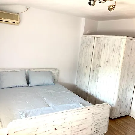 Park View Apartmán *